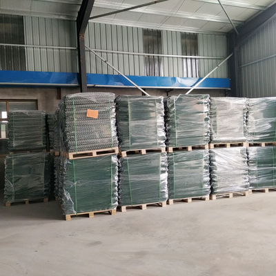 Hot Galvanized Bastion Barrier Mesh Welded Military Defensive Hesco Boxes With Geotextile