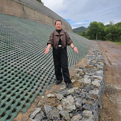 Heavy Duty Gabion Box Designed for Soil Stabilization Retaining Structures Flood Control and Civil Engineering Projects