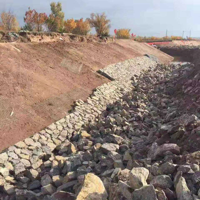 Galvanized Wire Mesh Retaining Wall Using Gabion Baskets 2.7mm River Protection