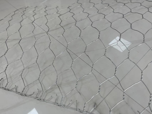 Low Carbon Iron Steel Wire Customizable Metal Gabion Cages Corrosion Resistance