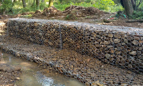 Customization River Flood Control Gabion Basket 8*10cm Hexagonal Hole