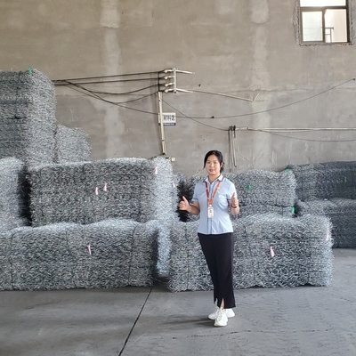 2.7mm Galvanized Gabion Basket Stone Box Customized Size