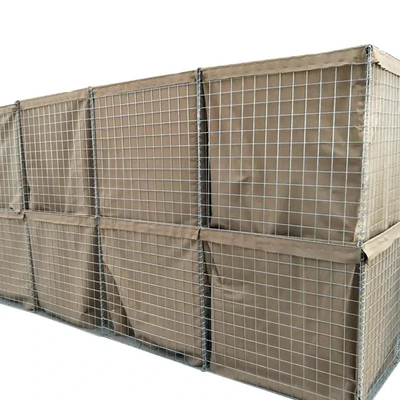 Flexible 5.0 Mm Mesh Wire Welded Defensive Barrier Easy Assembly Black Military Solution