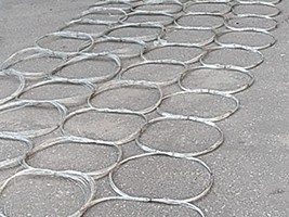 KN Manufacturer Tank Barrier Wire Mesh Tank Track Wrapping Battlefield Defense Works Wire Winding Net