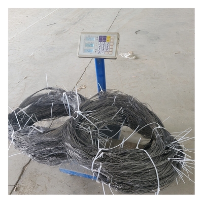 High-tech 10 X 10 X 1.4 Low-Visibility Anti Tank Barrier Metal Mesh Used For Ukrain Warfare