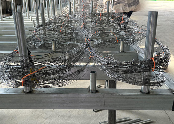 Wire Obstacle Entanglement Trap Anti Tank Barrier Tank Tracks Wound Net