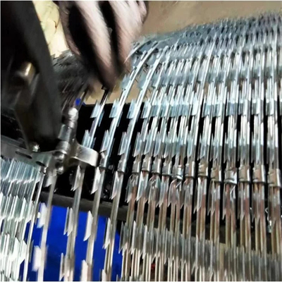 CBT Razor Barbed Wire For Fortification Anti-Rust Razor Blade Barbed Wire Double Strand In Rolls