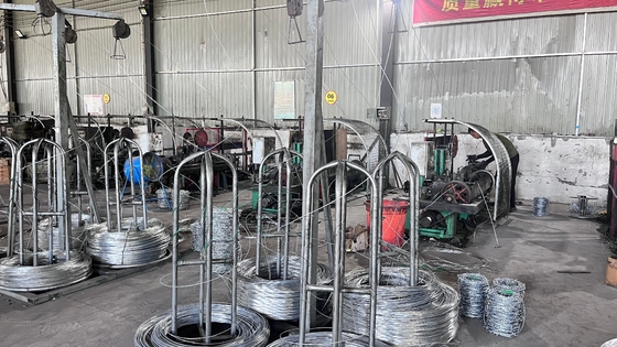 High Quality Razor Barbed Wire 0.5mm-5.0mm Barbed Wire Galvanized Bto-12 Galvanized Razor Barbed Wire Protection