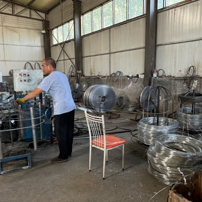 Factory Price Stainless Steel Razor Wire Prices Concertina Razor Blade Barbed Wire Manufacturer