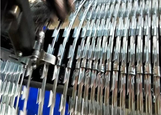 Cbt 65 Electric Galvanized Razor Barbed Wire With High Security Protection