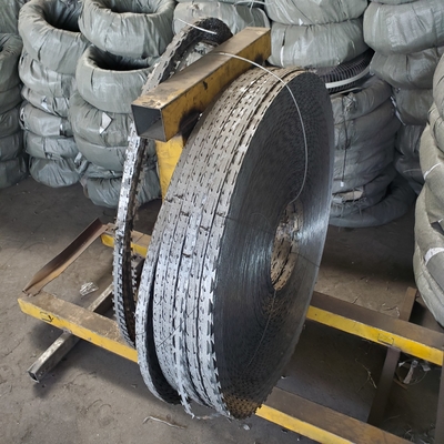 bto 30 razor wire razor type barbed wire Coil type