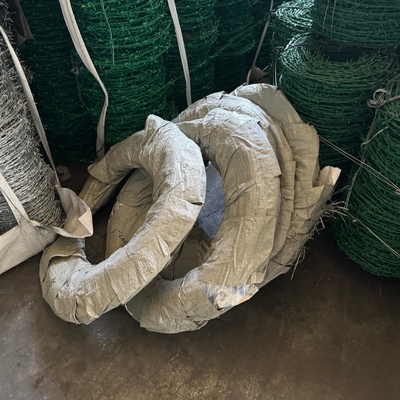 High Quality Manufacturer South America Market Galvanized Double Twisted Barbed Wire