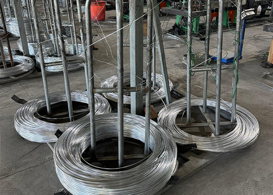 High Tensile Strength Security Barbed Wire Farm Grassland Enclosure