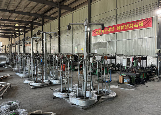 High Tensile Strength Security Barbed Wire Farm Grassland Enclosure