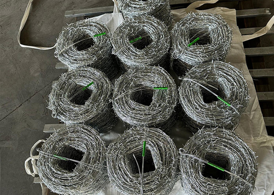High Tensile Strength Security Barbed Wire Farm Grassland Enclosure