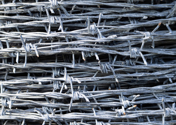 Construction Protection 3or 4inch Barb Distance Galvanized Barbed Wire