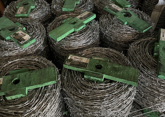 Standard Galvanized Reverse Twist Security Barbed Wire Factory Direct