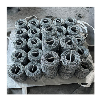 500 Meters Barbed Wire 12.5 gauge Galvanized Barbed Wire With 14 gauge 4-point barbs