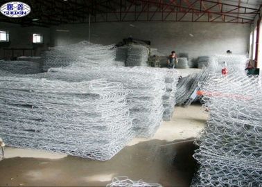 80x100 HoleTwisted Gabion Wall Baskets Galvanized Surface Treatment