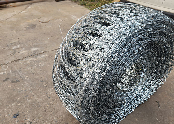 Production Factory Rust Proof Razor Fencing Wire Concertina Barbed Wire Coil