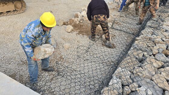 Factory Competitive Price 6*8cm Weave Gabion Boxes Galvanized Gabion Basket 2.2mm Gabion